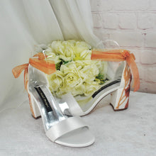 Load image into Gallery viewer, Bridal Block Heel Sandals – Autumn Embroidered Wedding Shoes
