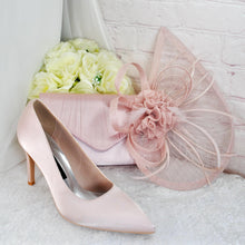 Load image into Gallery viewer, Pink Fascinator Hat and Clutch Bag Set: Bridal Wedding Guest Hatinator Purse
