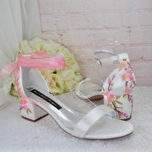 Load image into Gallery viewer, Ivory Block Heel Sandals with Embroidered Flowers - UK7 - Ready to Dispatch
