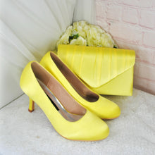Load image into Gallery viewer, Yellow Satin Bridal Set: Shoes, Clutch Bag &amp; Sinamay Fascinator Hat
