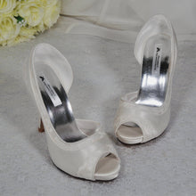 Load image into Gallery viewer, Satin and Lace Bridal Shoes
