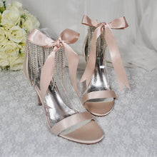 Load image into Gallery viewer, Champagne Wedding Sandals - Size UK7/US9
