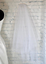 Load image into Gallery viewer, 2-Tier Sparkling Glitter Bridal Veils - 100cm to 300cm - Ivory, White or Champagne - with Comb &amp; Blusher
