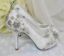 Load image into Gallery viewer, Sparkling Bridal Shoes, Crystal Embellished &#39;Cinderella&#39; Wedding Shoes Size UK4/US6.5
