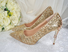 Load image into Gallery viewer, Beauty and the Beast Bridal Shoes UK8/US10.5
