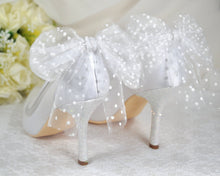 Load image into Gallery viewer, White Sparkling Wedding Shoes, with Bow - Size UK6/US8.5
