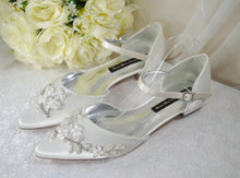 Load image into Gallery viewer, Flat Floral Beaded Bridal SandalsSize UK6/US8.5
