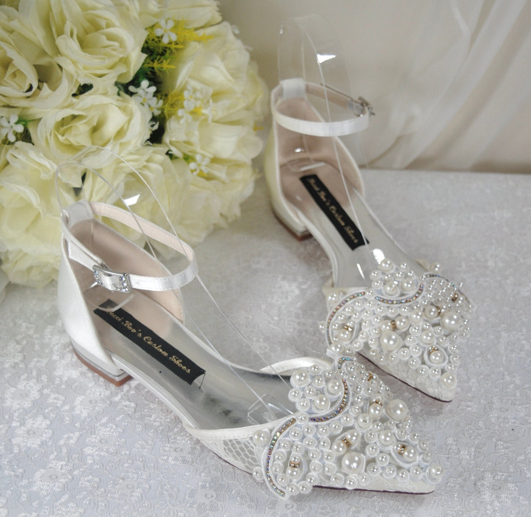 Ivory Lace Flats UK5/US7.5