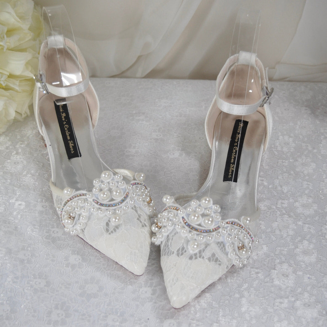 Ivory Lace Pointy Toe Flats with Small Pearl - Size UK4/US6.5