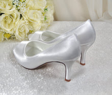 Load image into Gallery viewer, White Satin Peep Toe Wedding Shoes Uk6 / US8.5
