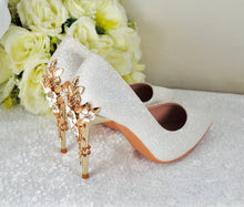 Load image into Gallery viewer, Ivory Glitter Bridal Pump
