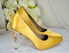 Load image into Gallery viewer, Yellow Bridal Shoes
