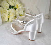 Load image into Gallery viewer, Beaded Bridal Sandals with Block Heel Size UK6/US8.5
