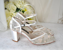 Load image into Gallery viewer, Embroidered Floral Bridal Sandals UK5/US7.5
