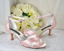 Load image into Gallery viewer, Blush Pink Sandals, UK7/US9.5
