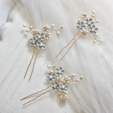 Load image into Gallery viewer, Forget me not hairpins, &#39;Something Blue&#39; Set of 3 - IN STOCK
