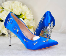 Load image into Gallery viewer, Beauty and the Beast Blue Wedding Shoes Size UK5/US7.5
