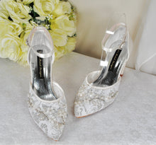 Load image into Gallery viewer, Lace Block Heel Bride Shoes - Size UK4/US6.5
