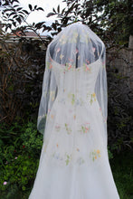 Load image into Gallery viewer, Blue Meadow Flower Wedding Veil
