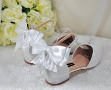 Load image into Gallery viewer, White Wedding Flats with Removable Bow, UK3/US5.5
