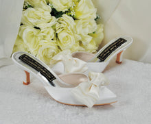 Load image into Gallery viewer, Ivory Satin Bridal Mules with Bow UK3/US5.5
