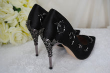 Load image into Gallery viewer, Black Filigree Vine Wedding Shoes Size UK5/US7.5
