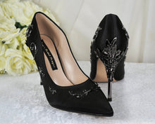 Load image into Gallery viewer, Black Filigree Vine Wedding Shoes Size UK5/US7.5
