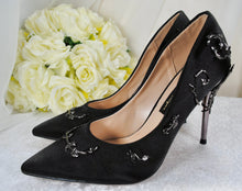 Load image into Gallery viewer, Black Filigree Vine Wedding Shoes Size UK5/US7.5
