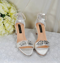 Load image into Gallery viewer, Block Heel Wedding Shoes UK8/US10.5
