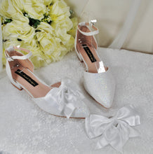 Load image into Gallery viewer, White Wedding Flats with Removable Bow, UK3/US5.5
