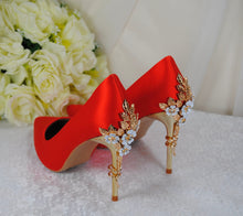 Load image into Gallery viewer, Orange Bridal Shoes -Size UK5/US7.5
