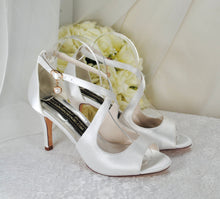 Load image into Gallery viewer, Wedding Sandals - other colours
