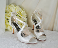 Load image into Gallery viewer, Wedding Sandals - other colours
