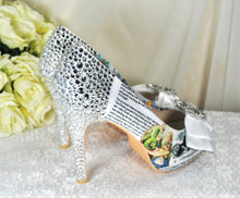 Load image into Gallery viewer, Alice in Wonderland Wedding Shoes
