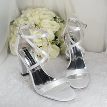 Load image into Gallery viewer, Satin Block Heel Bridal Shoe,
