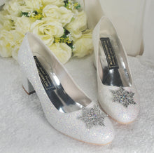 Load image into Gallery viewer, Christmas Winter Wedding Shoes
