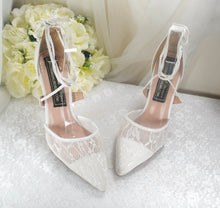 Load image into Gallery viewer, Bridal White Lace Wedding Sandals UK7/US9.5
