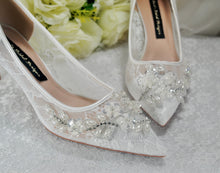 Load image into Gallery viewer, Floral Beaded Lace Heels UK7/US9.5
