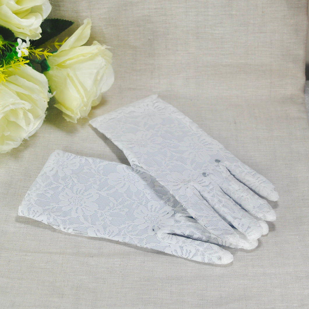 Off White Short Bridal Lace Gloves