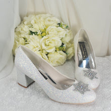 Load image into Gallery viewer, Christmas Winter Wedding Shoes
