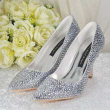 Load image into Gallery viewer, Crystal WEDDING SHOES - Size UK6/US8.5
