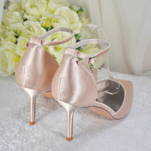 Load image into Gallery viewer, Champagne Satin Sandals Size UK8/US10
