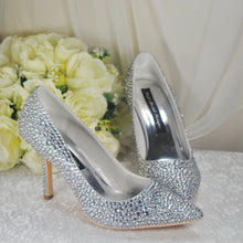 Load image into Gallery viewer, Crystal WEDDING SHOES - Size UK6/US8.5
