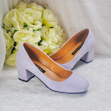 Load image into Gallery viewer, Lilac Purple Suede Block Heel Shoes, Size UK4/US6.5
