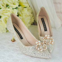 Load image into Gallery viewer, Sparking Champagne Gold Glitter Wedding Shoes  UK7/US9
