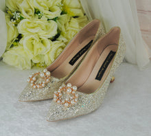 Load image into Gallery viewer, Sparking Champagne Gold Glitter Wedding Shoes  UK7/US9
