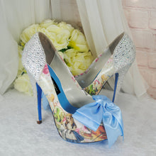 Load image into Gallery viewer, Alice in Wonderland Bridal Shoes UK5/US7.5
