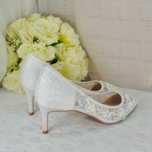 Load image into Gallery viewer, Floral Beaded Lace Heels UK7/US9.5
