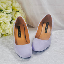 Load image into Gallery viewer, Lilac Purple Suede Block Heel Shoes, Size UK4/US6.5
