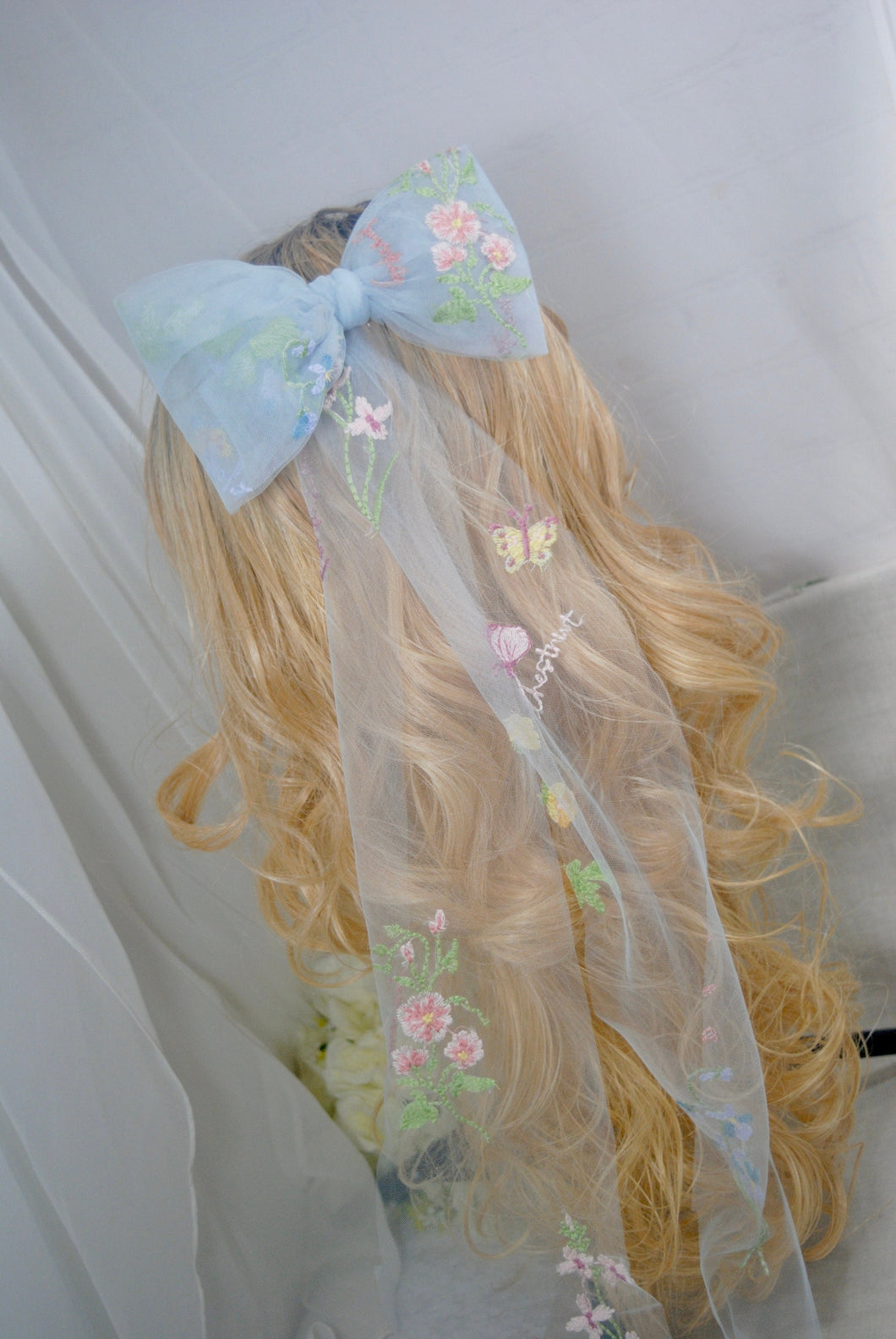 Botanical Wildflower Bow